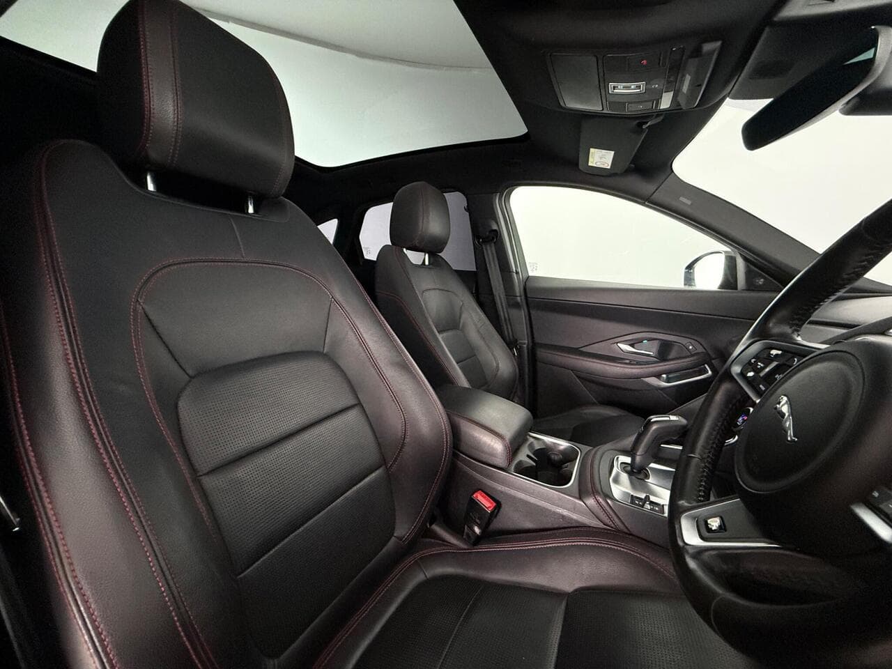 Jaguar E-PACE thumbnail Seat Driver