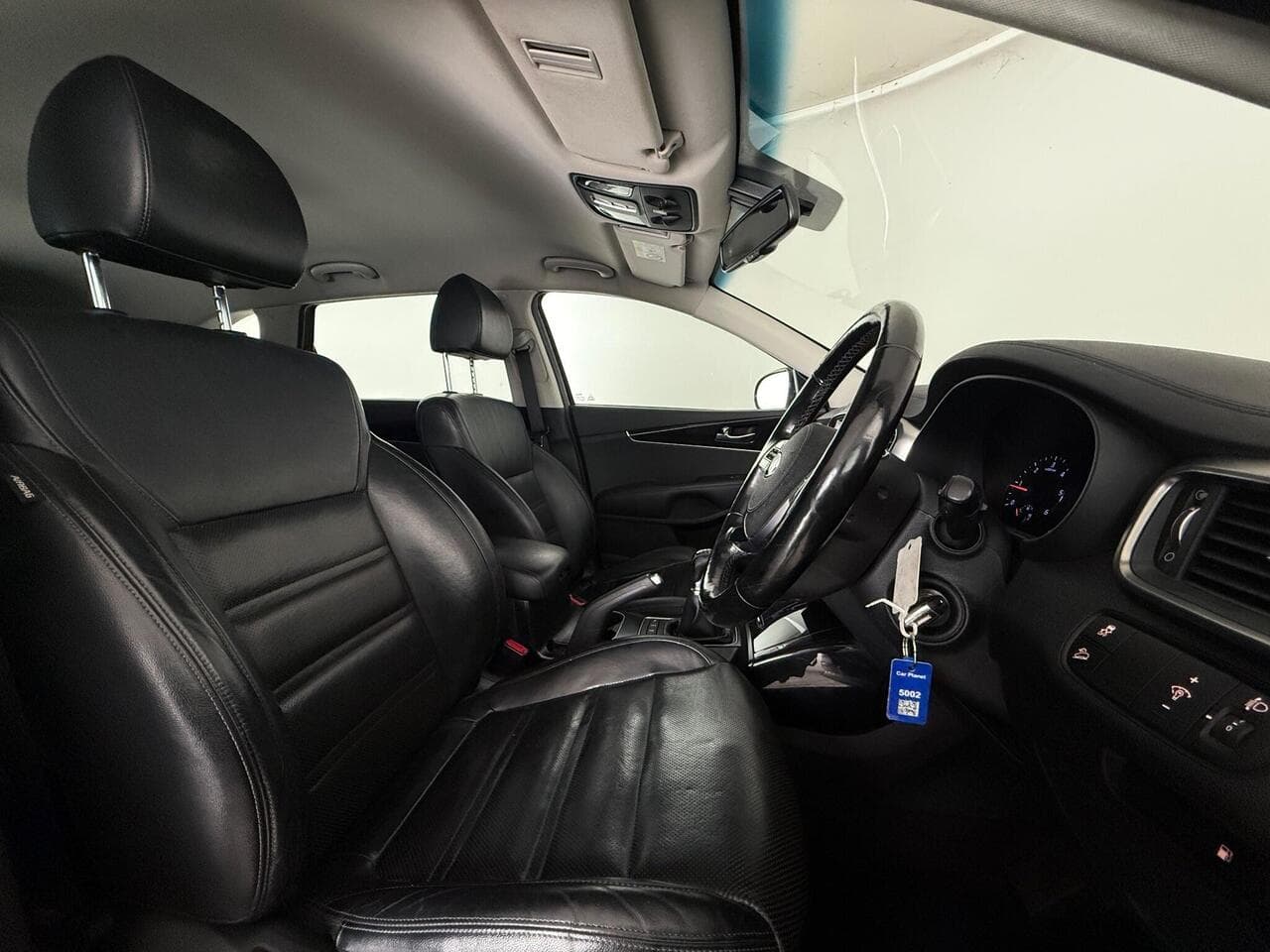 Kia Sorento thumbnail Seat Driver