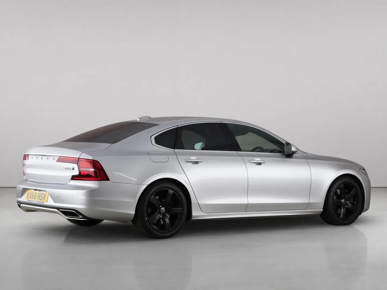 Volvo S90 thumbnail Rear Right