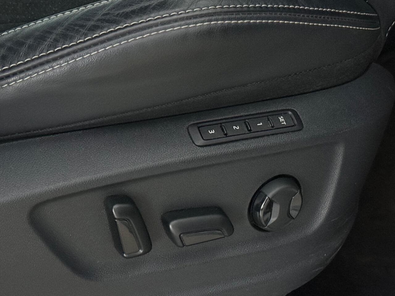 Skoda Kodiaq thumbnail Misc Controls