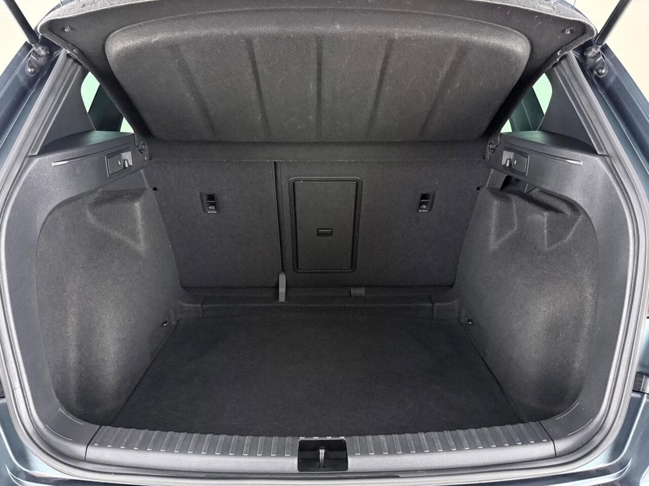 SEAT CUPRA Ateca thumbnail Boot