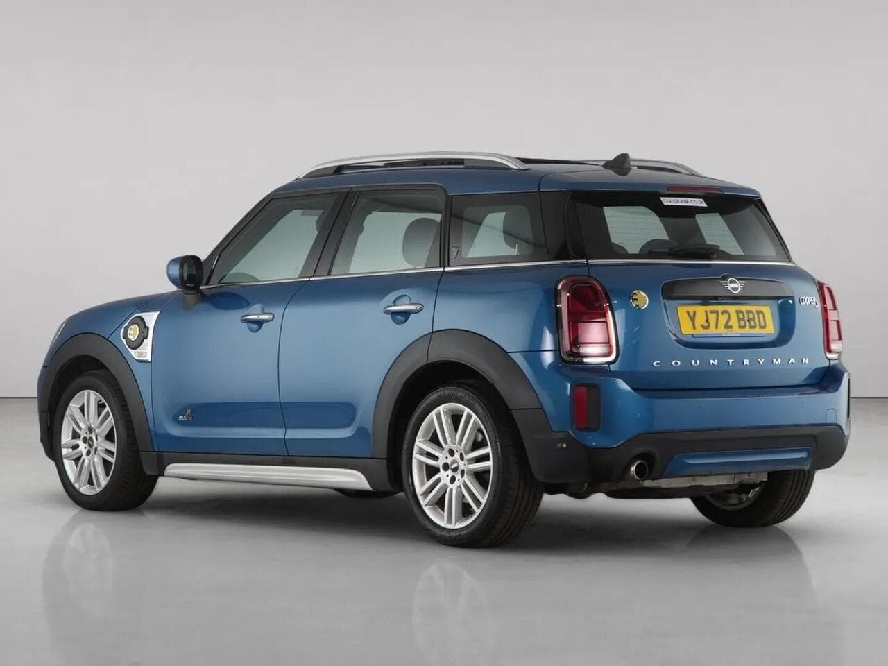 MINI Countryman thumbnail Rear Left