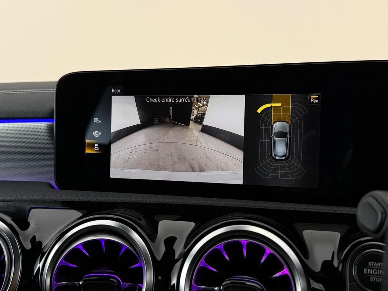 Mercedes-Benz A Class thumbnail Infotainment System