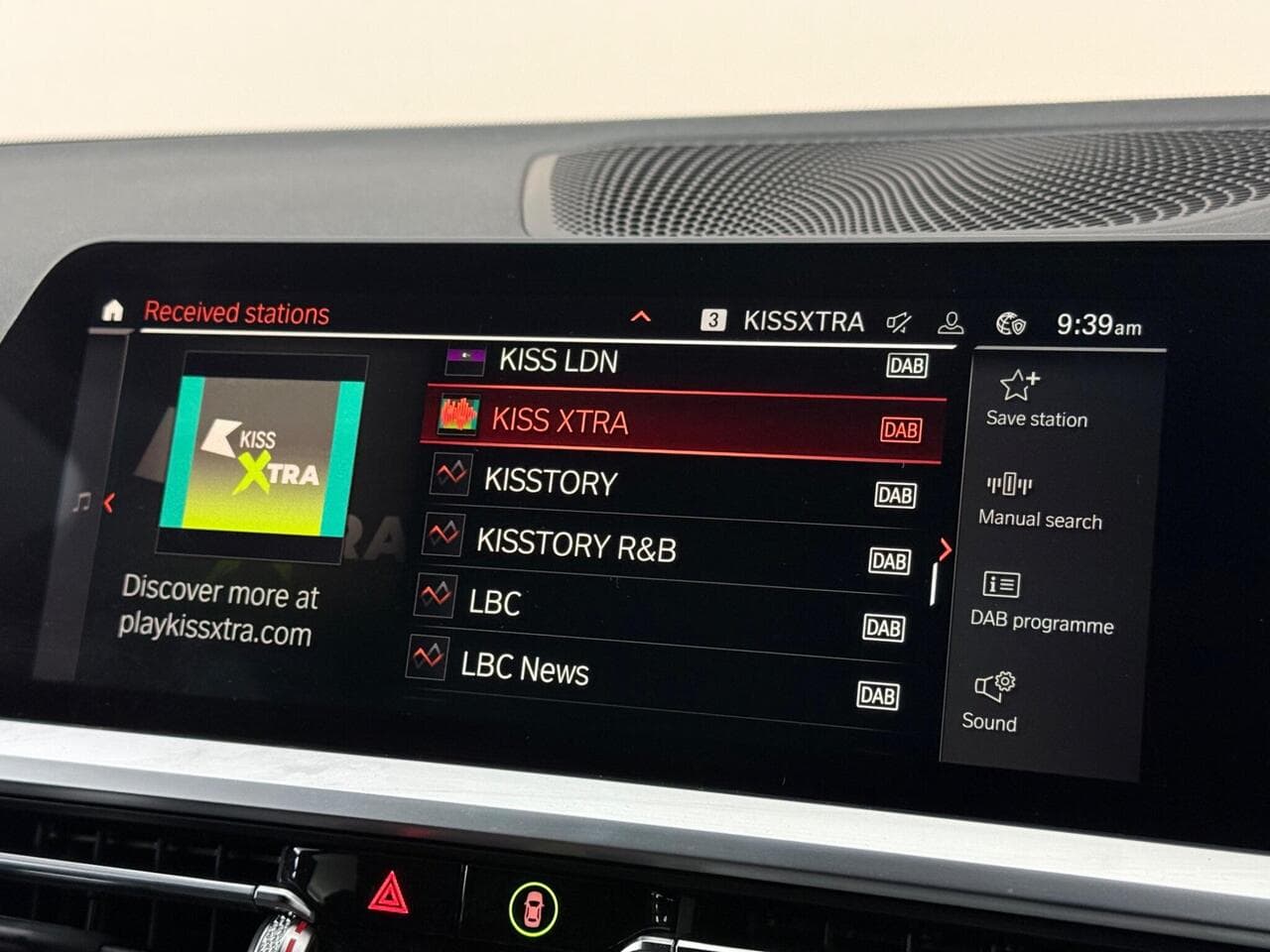 BMW 3 Series thumbnail Infotainment System