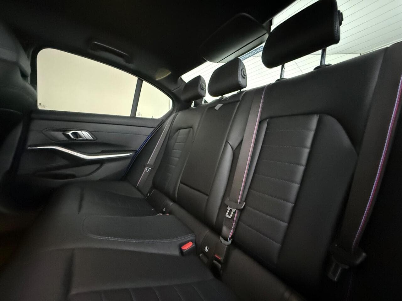 BMW 3 Series thumbnail Seats Rear