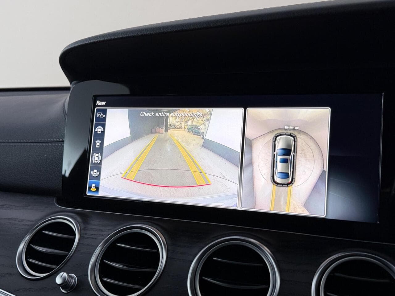 Mercedes-Benz E Class thumbnail Infotainment System