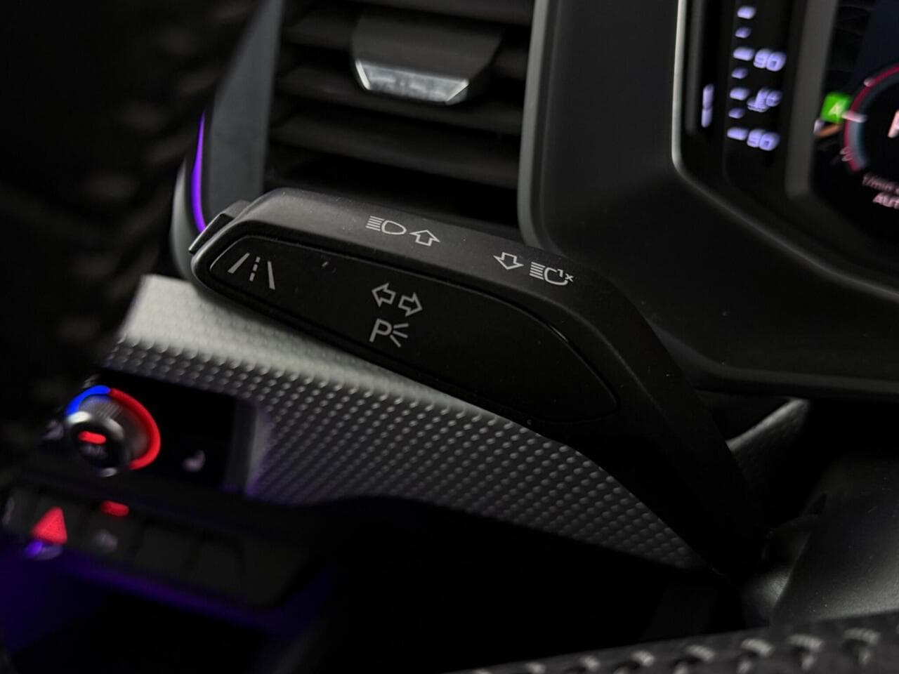 Audi A1 thumbnail Misc Controls