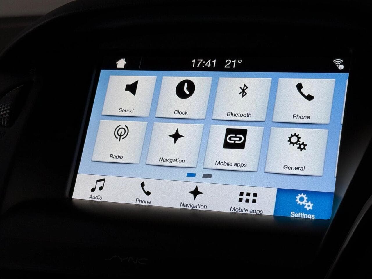 Ford Focus thumbnail Infotainment System