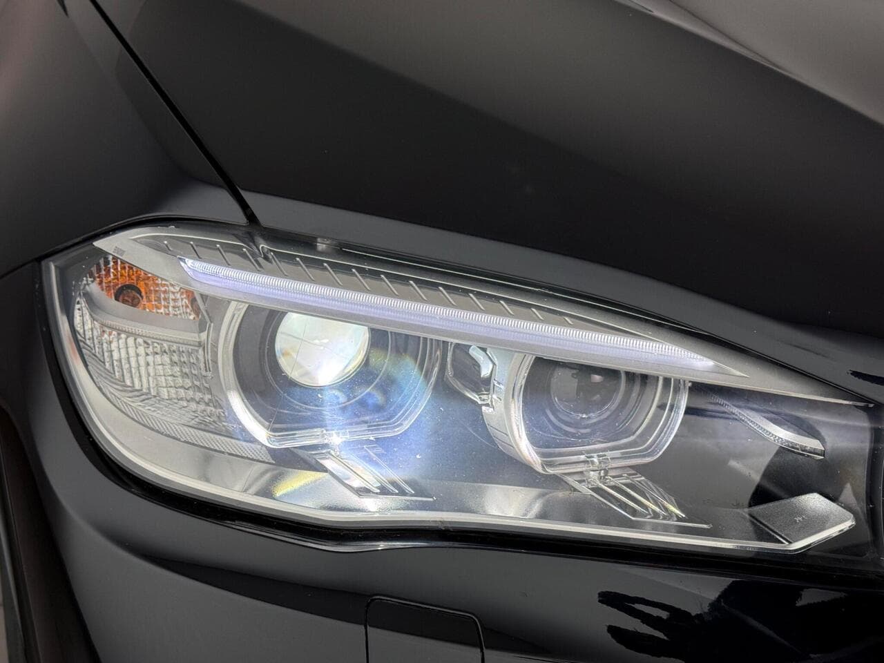 BMW X5 thumbnail Lights Front