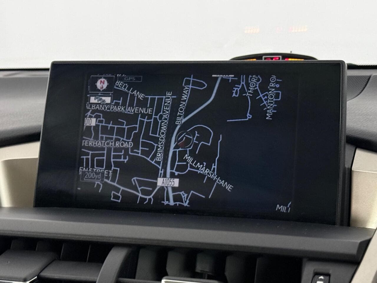 Lexus NX thumbnail Infotainment System