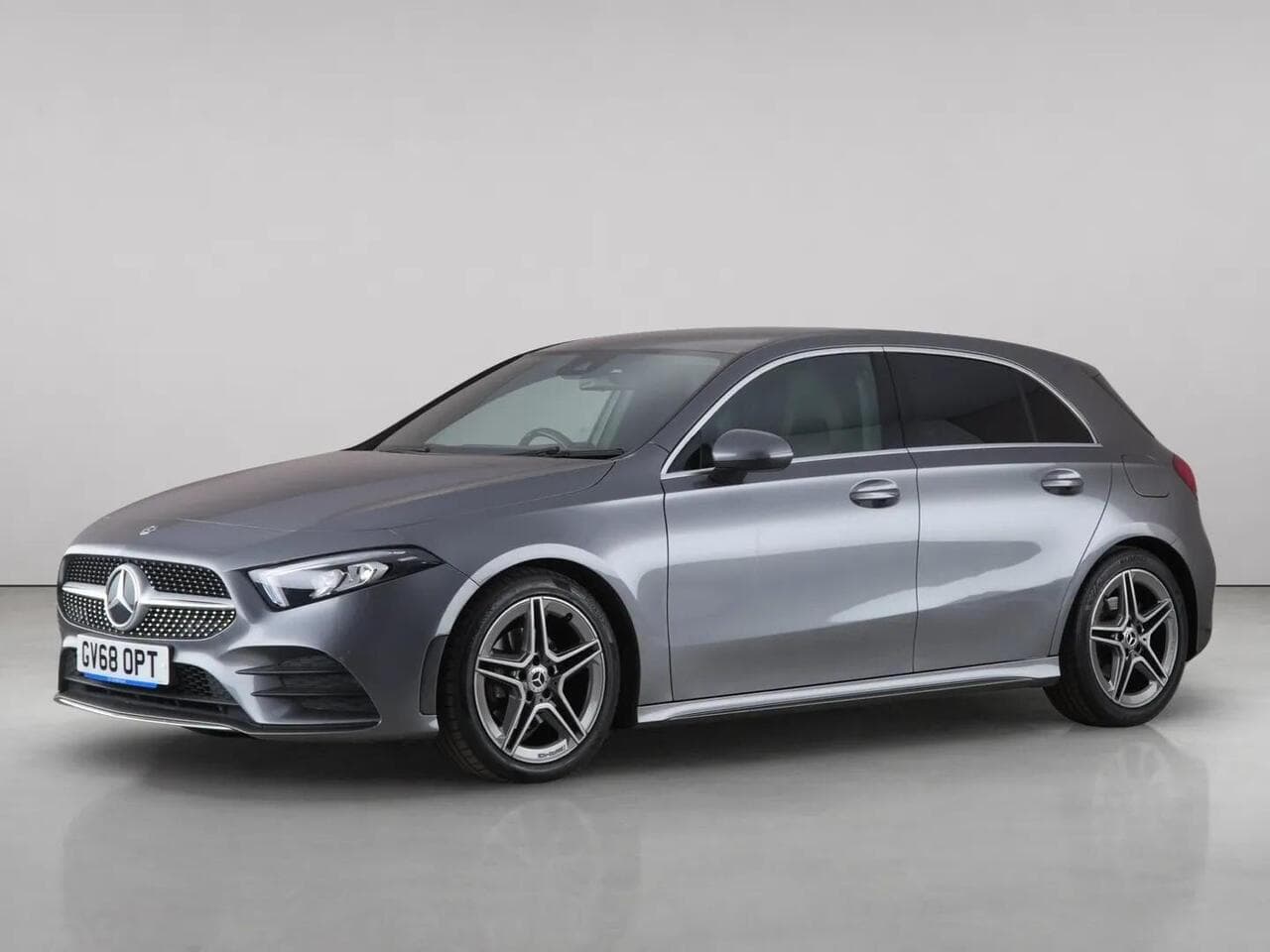 Mercedes-Benz A Class thumbnail Front Left