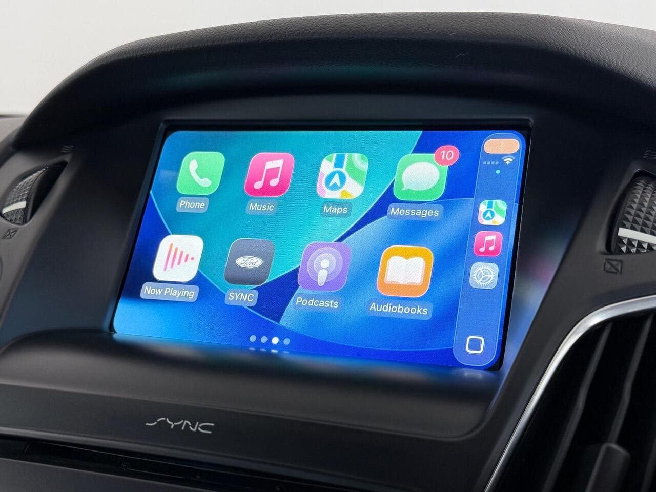 Ford Focus thumbnail Infotainment System