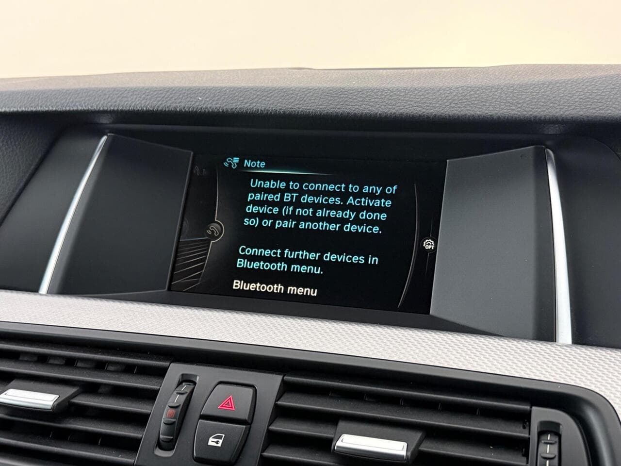 BMW 5 Series thumbnail Infotainment System