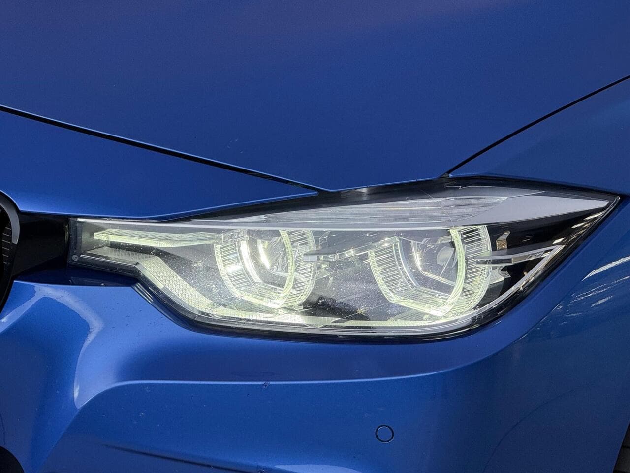 BMW 3 Series thumbnail Lights Front