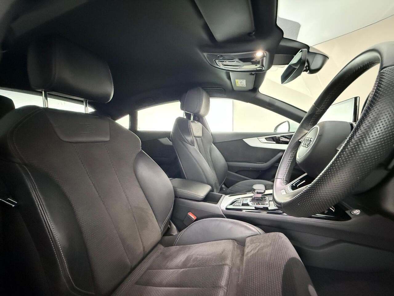Audi A5 thumbnail Seat Driver