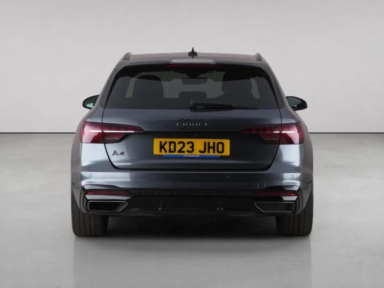Audi A4 Avant thumbnail Rear