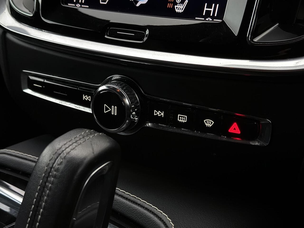 Volvo S60 thumbnail Interior Front