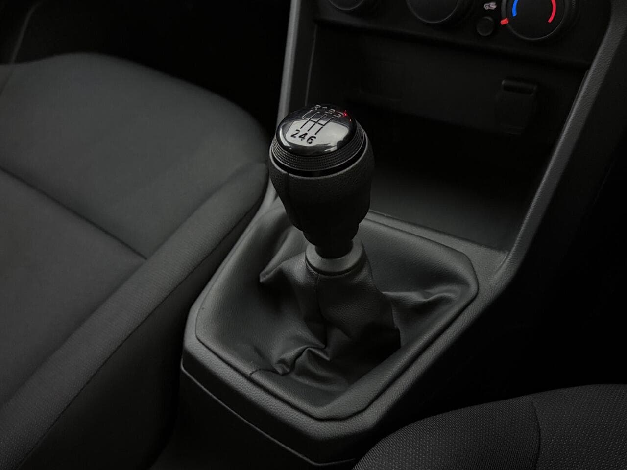 Dacia Sandero thumbnail Interior Front