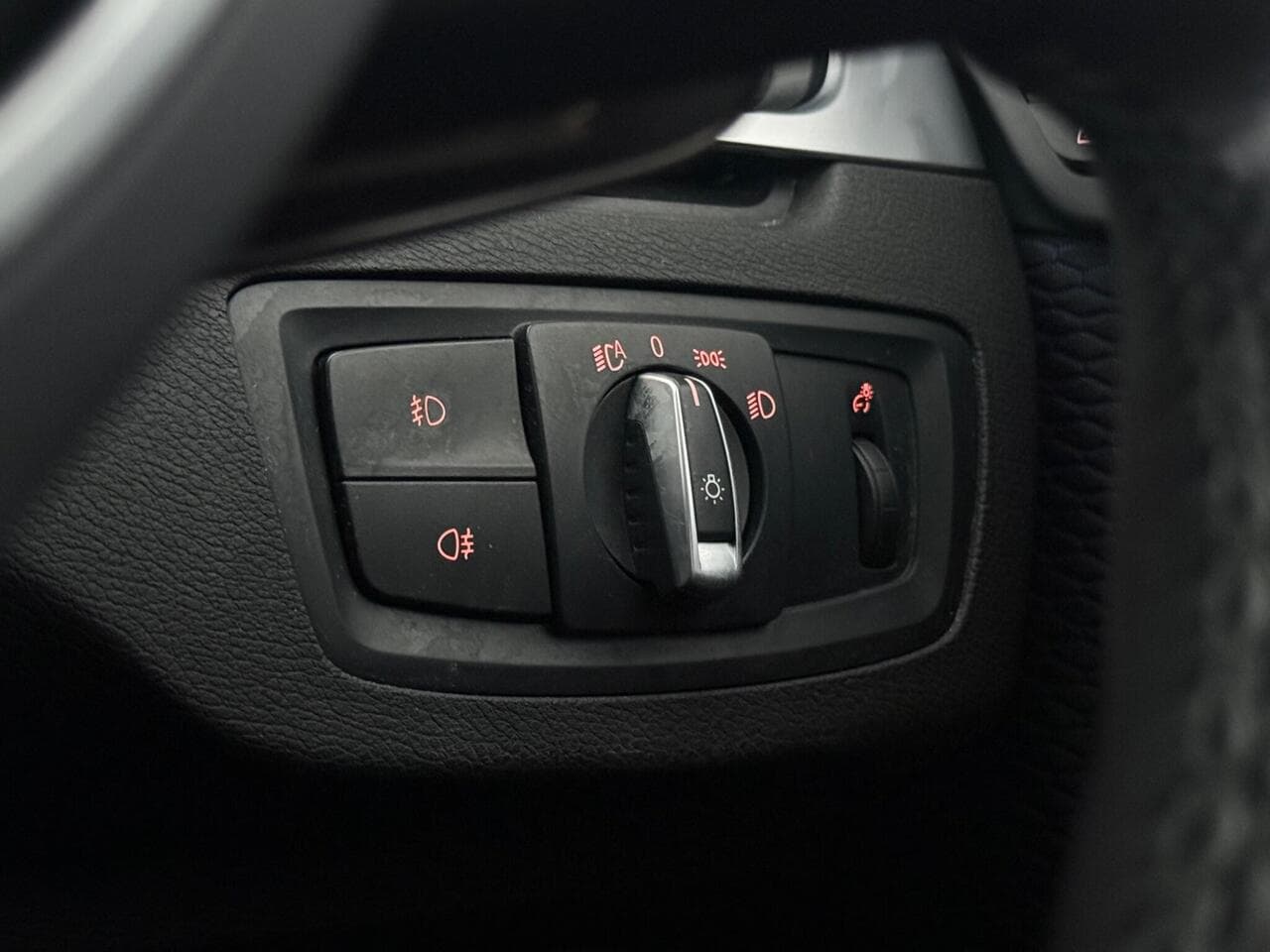BMW X1 thumbnail Misc Controls