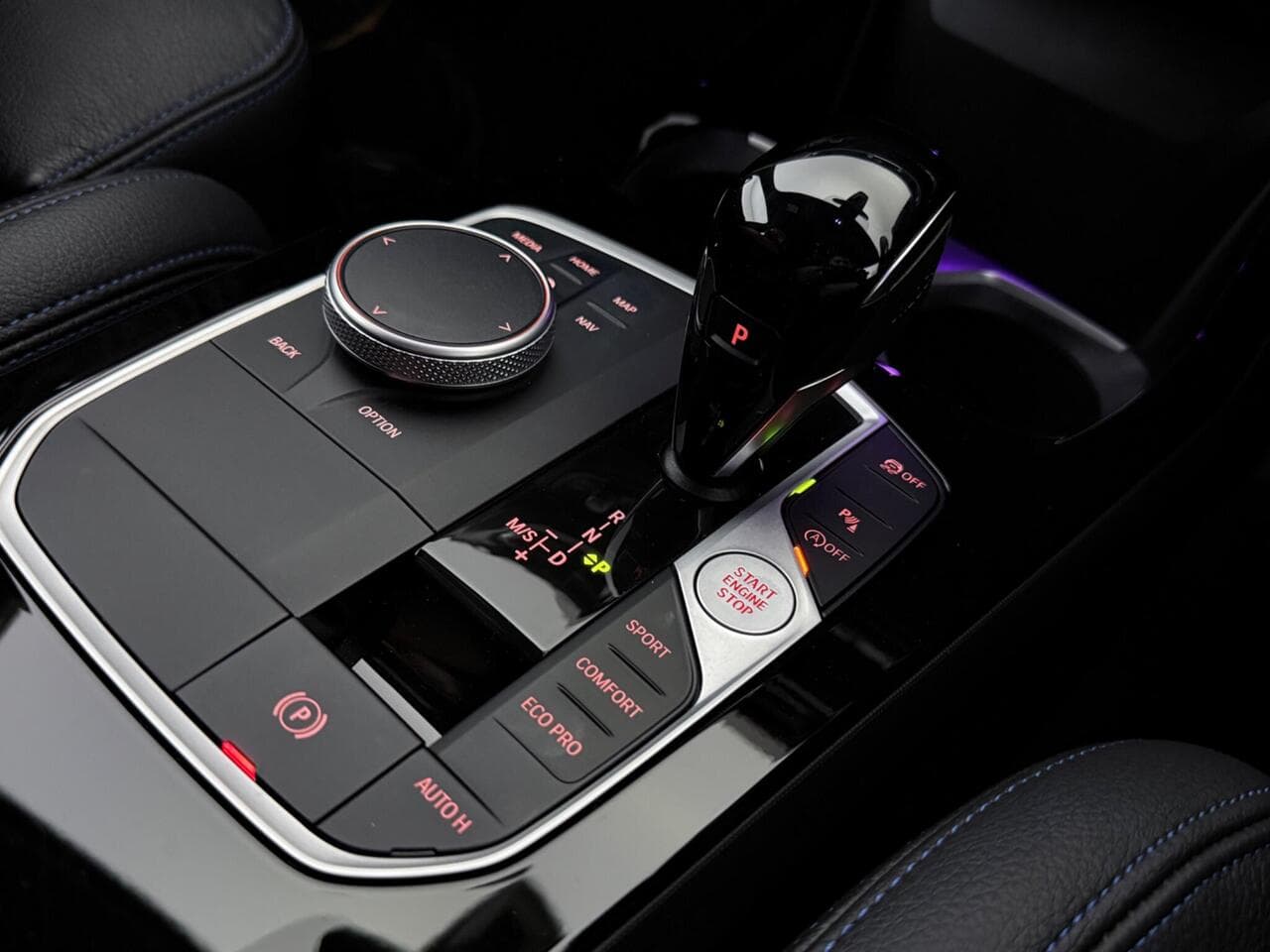 BMW 1 Series thumbnail Interior Front