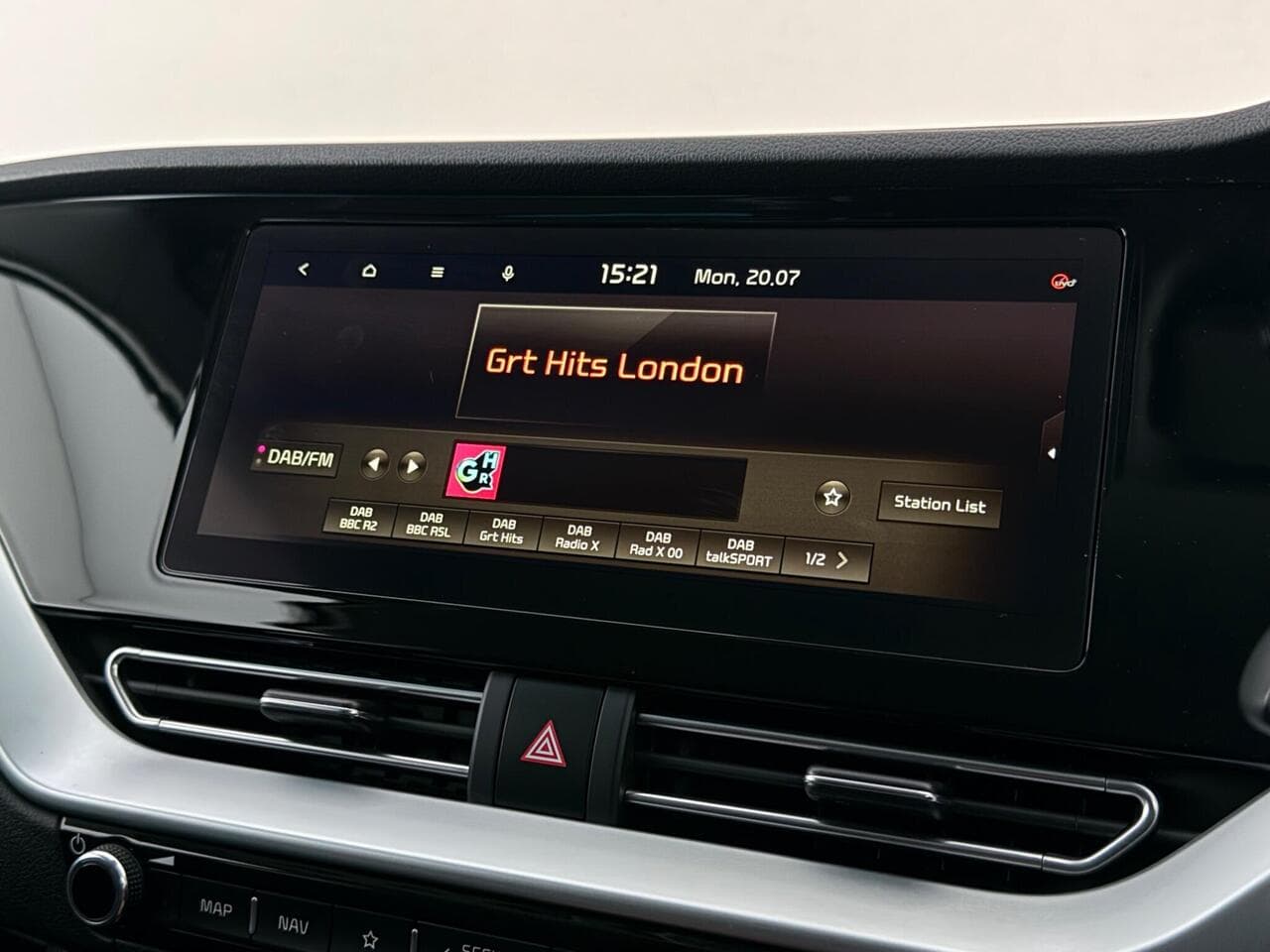 Kia Niro thumbnail Infotainment System