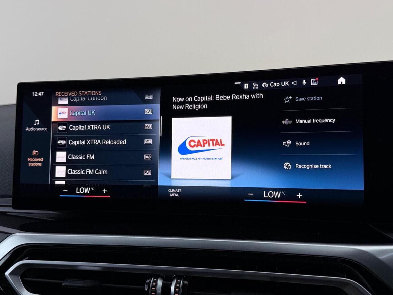 BMW 3 Series thumbnail Infotainment System