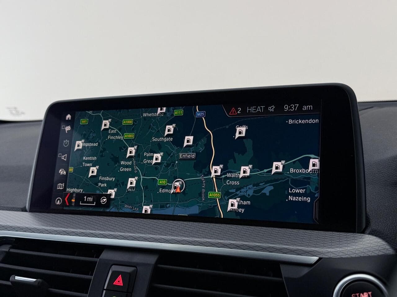 BMW X3 thumbnail Infotainment System