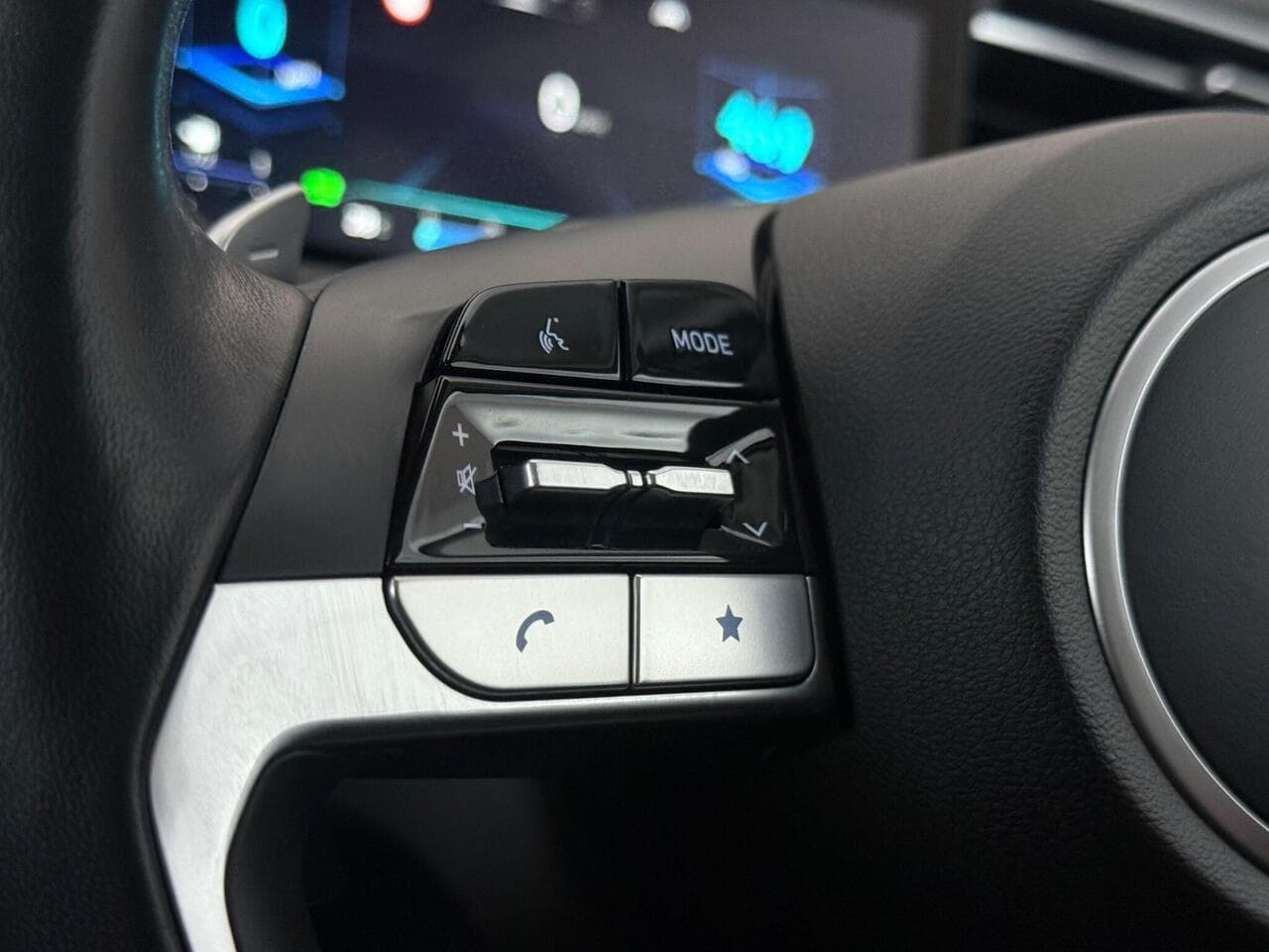 Hyundai TUCSON thumbnail Misc Controls