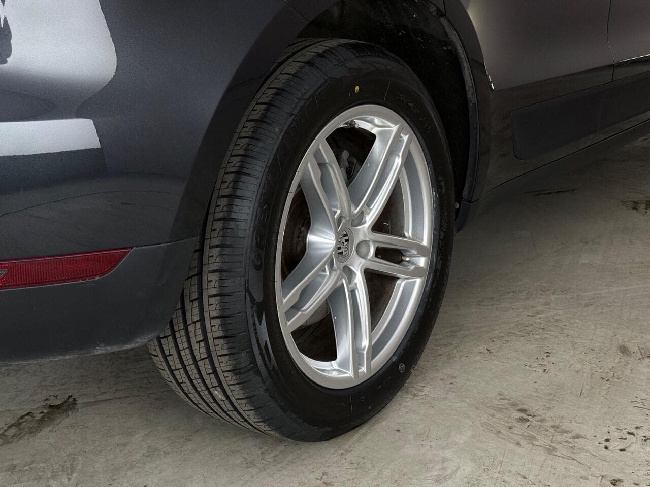 Porsche Macan thumbnail Wheel