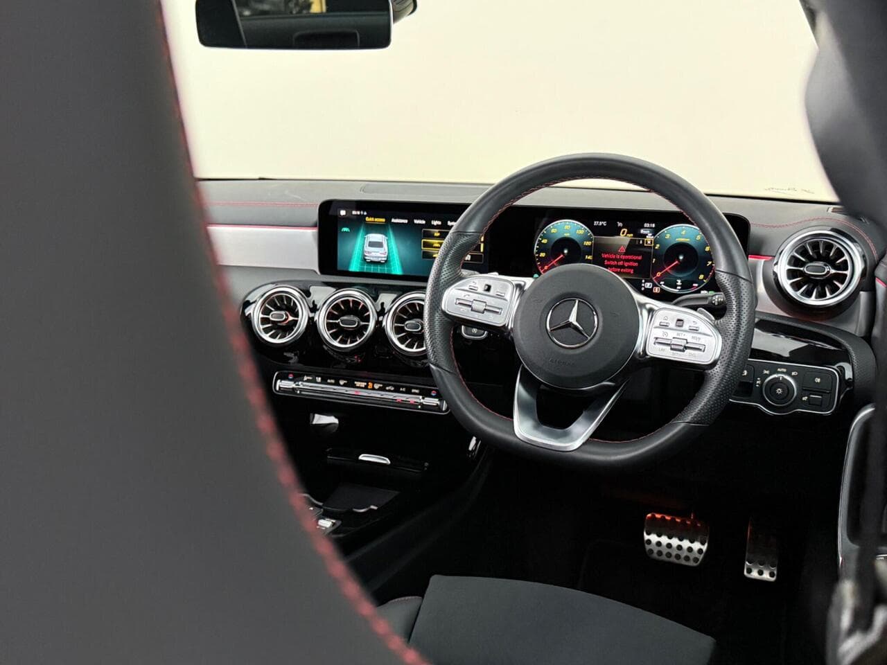Mercedes-Benz CLA thumbnail Interior Front