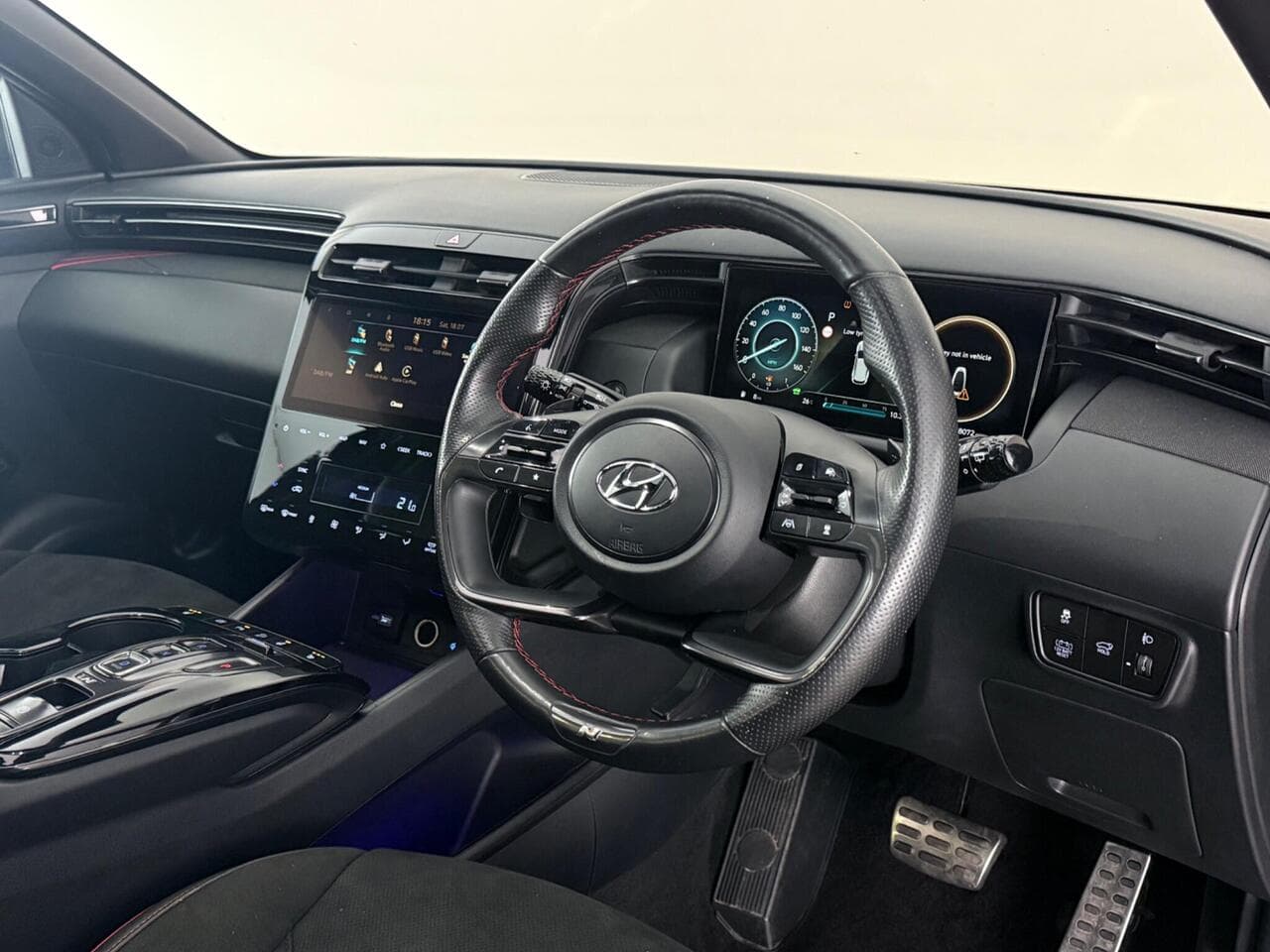 Hyundai TUCSON thumbnail Steering Wheel