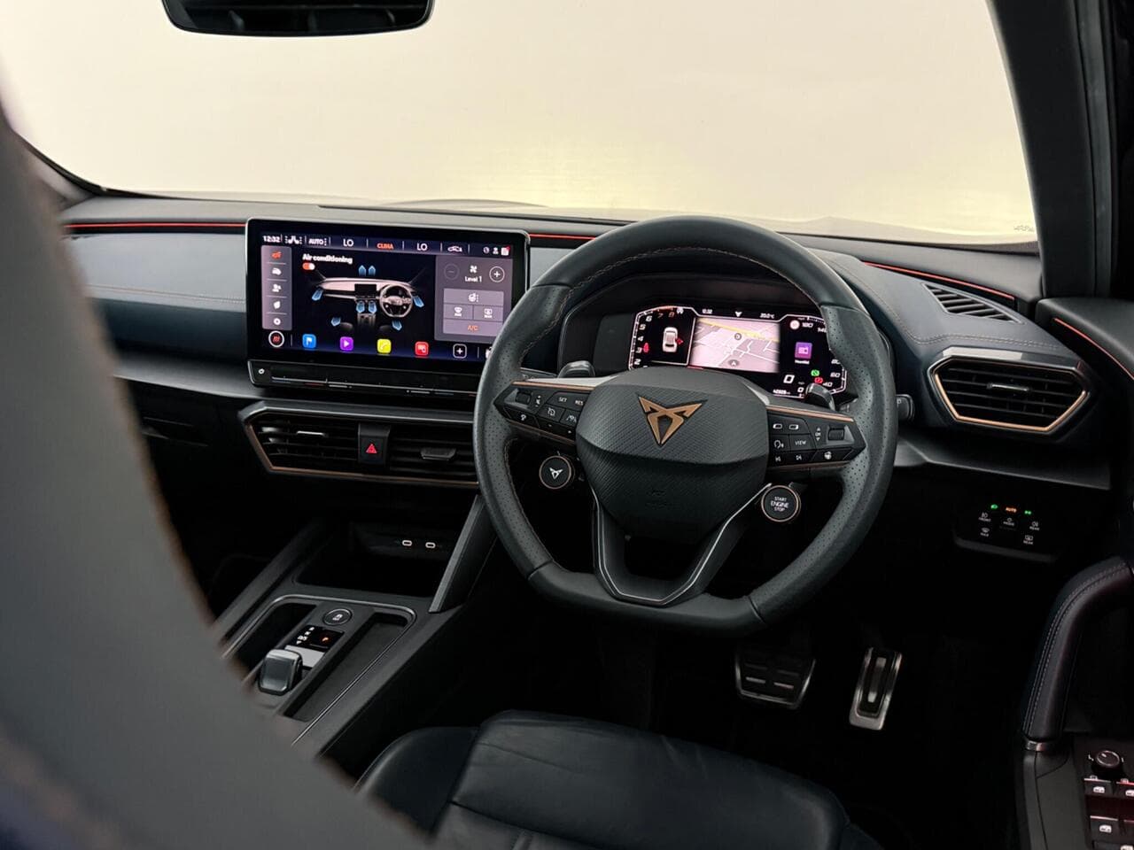CUPRA Formentor thumbnail Interior Front