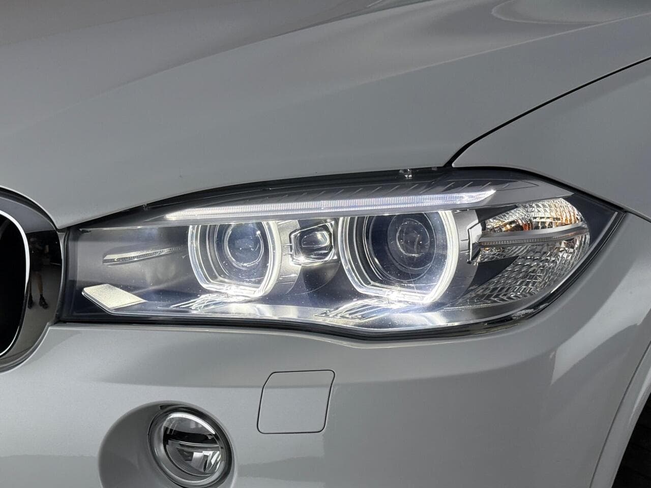 BMW X5 thumbnail Lights Front