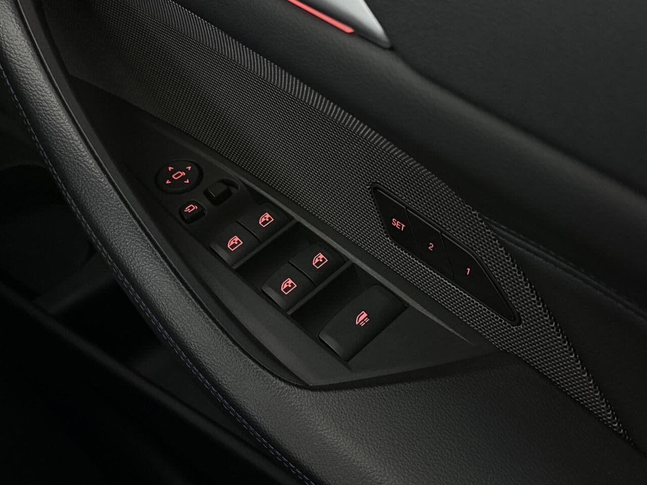 BMW 4 Series thumbnail Misc Controls