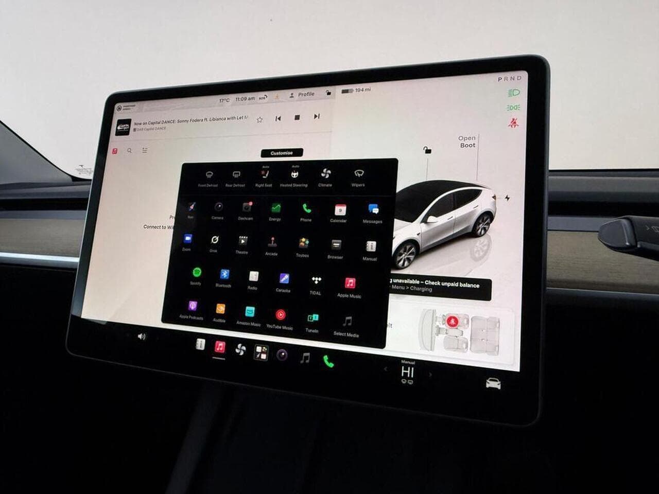 Tesla Model Y thumbnail Infotainment System