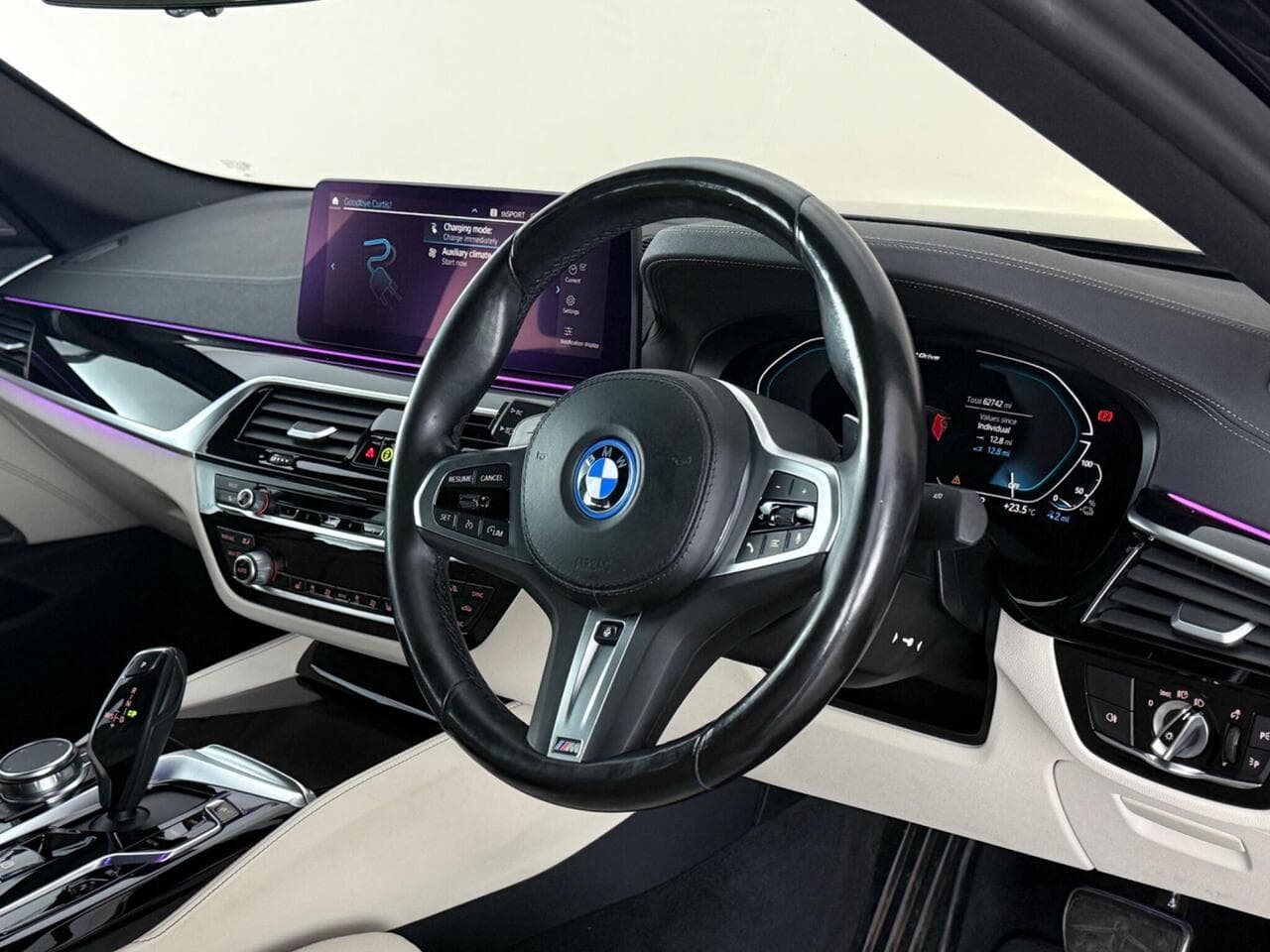 BMW 5 Series thumbnail Steering Wheel