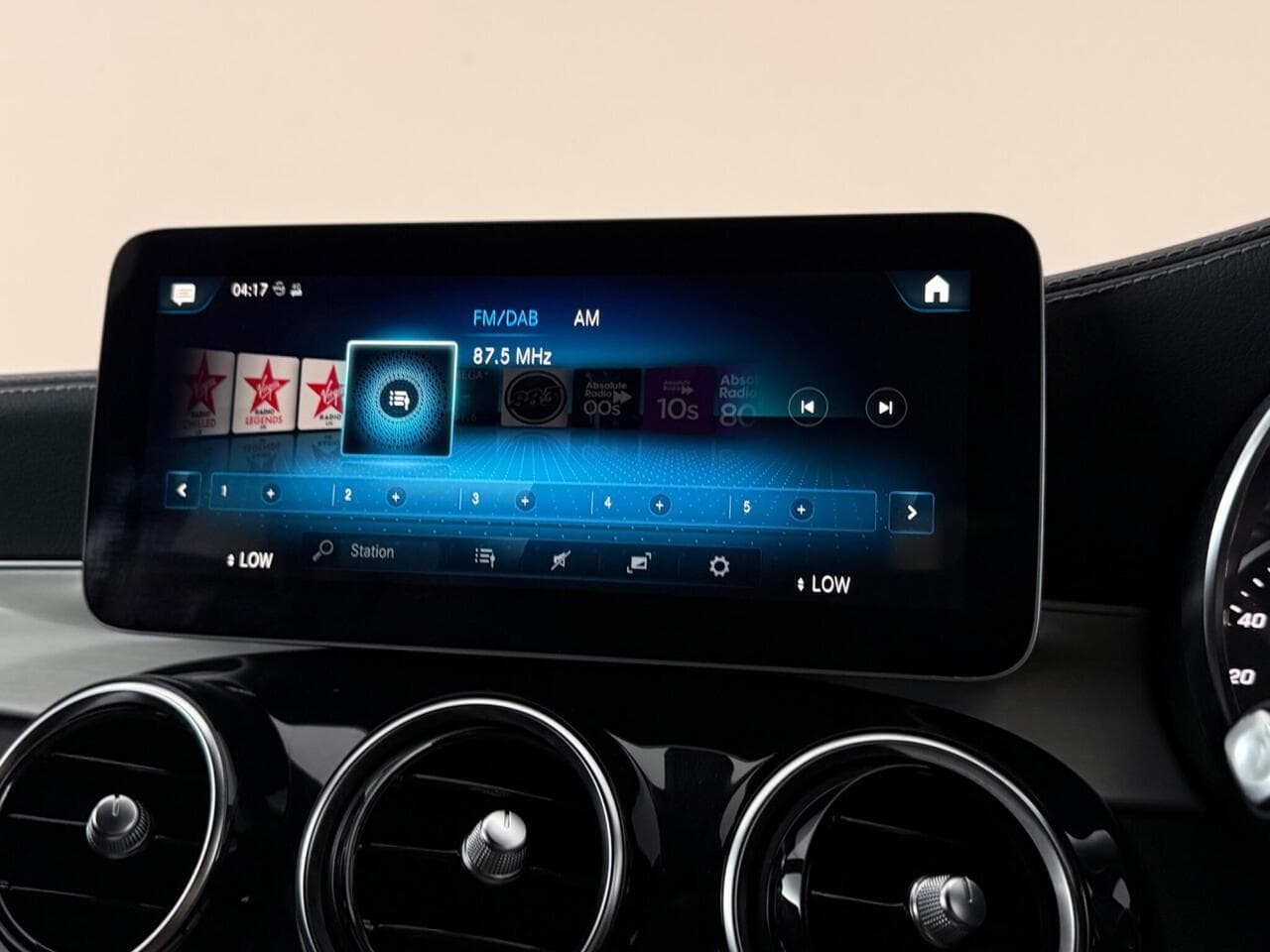 Mercedes-Benz GLC thumbnail Infotainment System