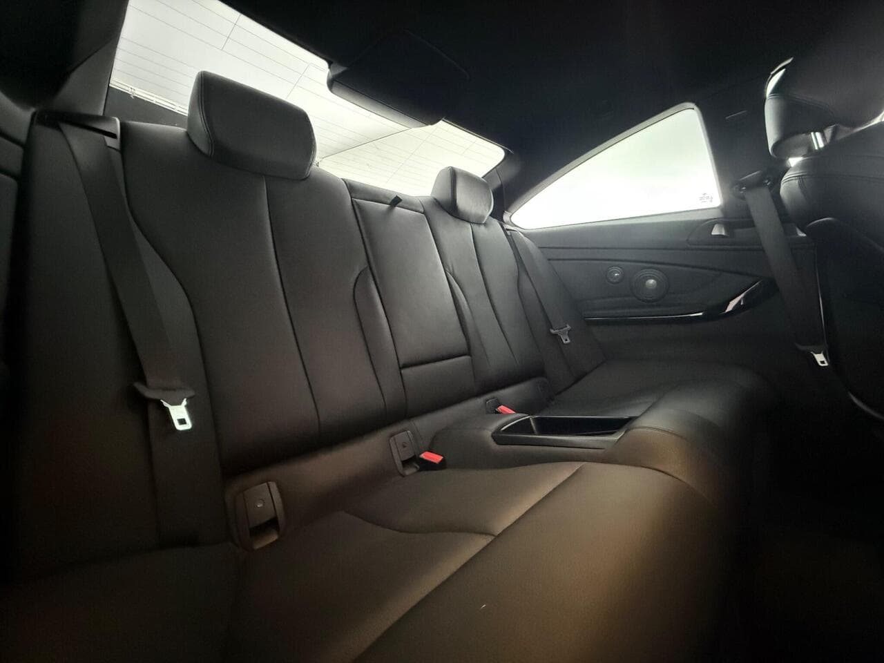 BMW 4 Series thumbnail Seats Rear
