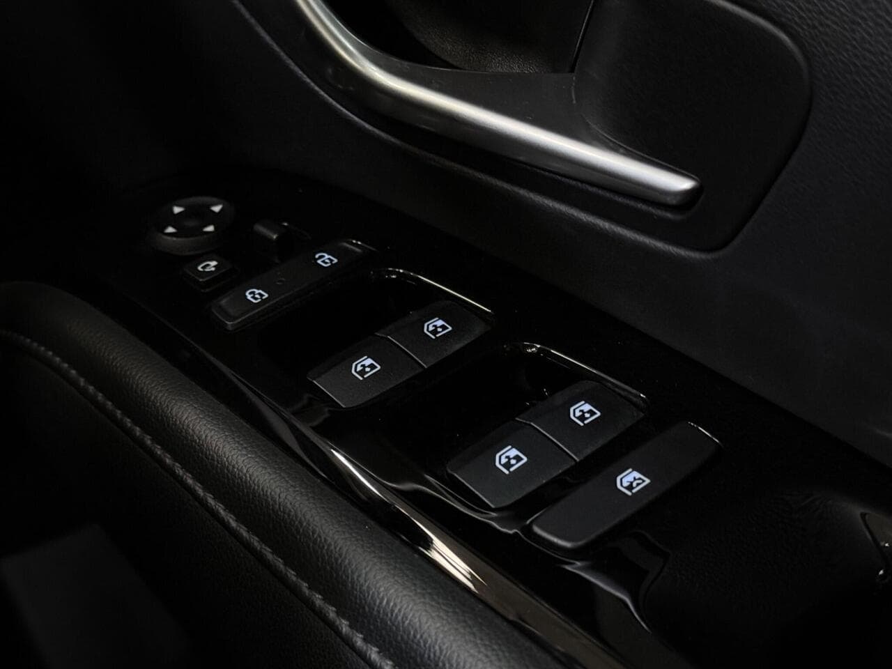 Hyundai TUCSON thumbnail Misc Controls
