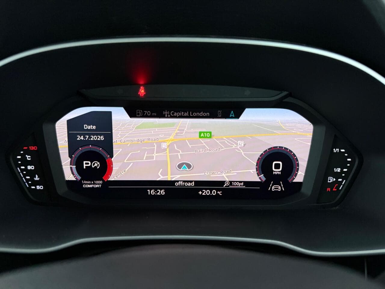 Audi Q3 thumbnail Driver Instruments