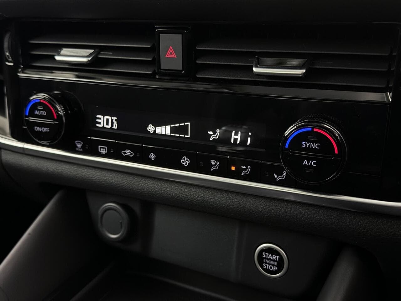 Nissan Qashqai thumbnail Misc Controls