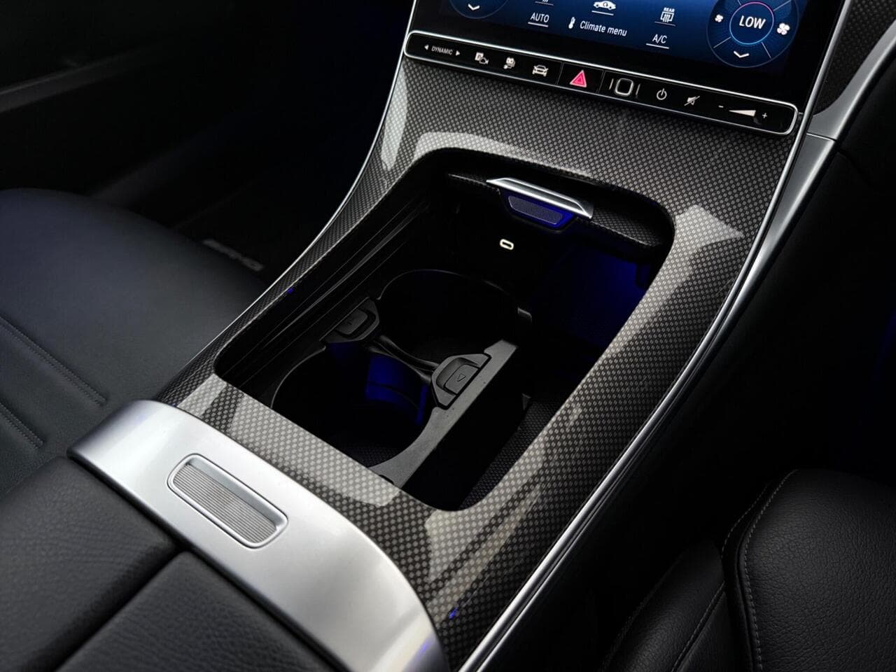 Mercedes-Benz C Class thumbnail Misc Controls