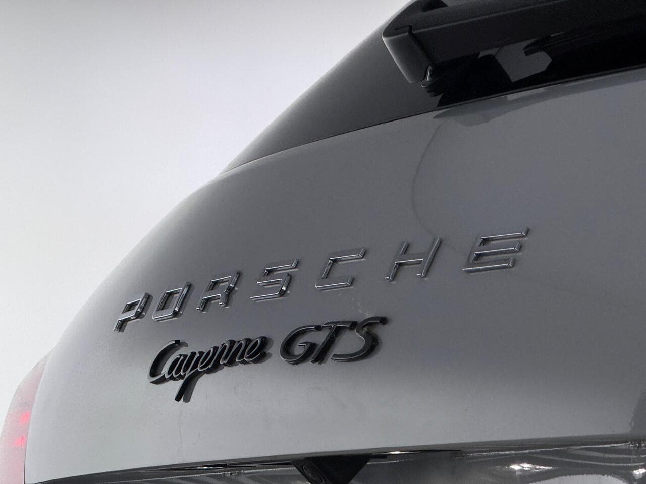 Porsche Cayenne thumbnail Inconclusive
