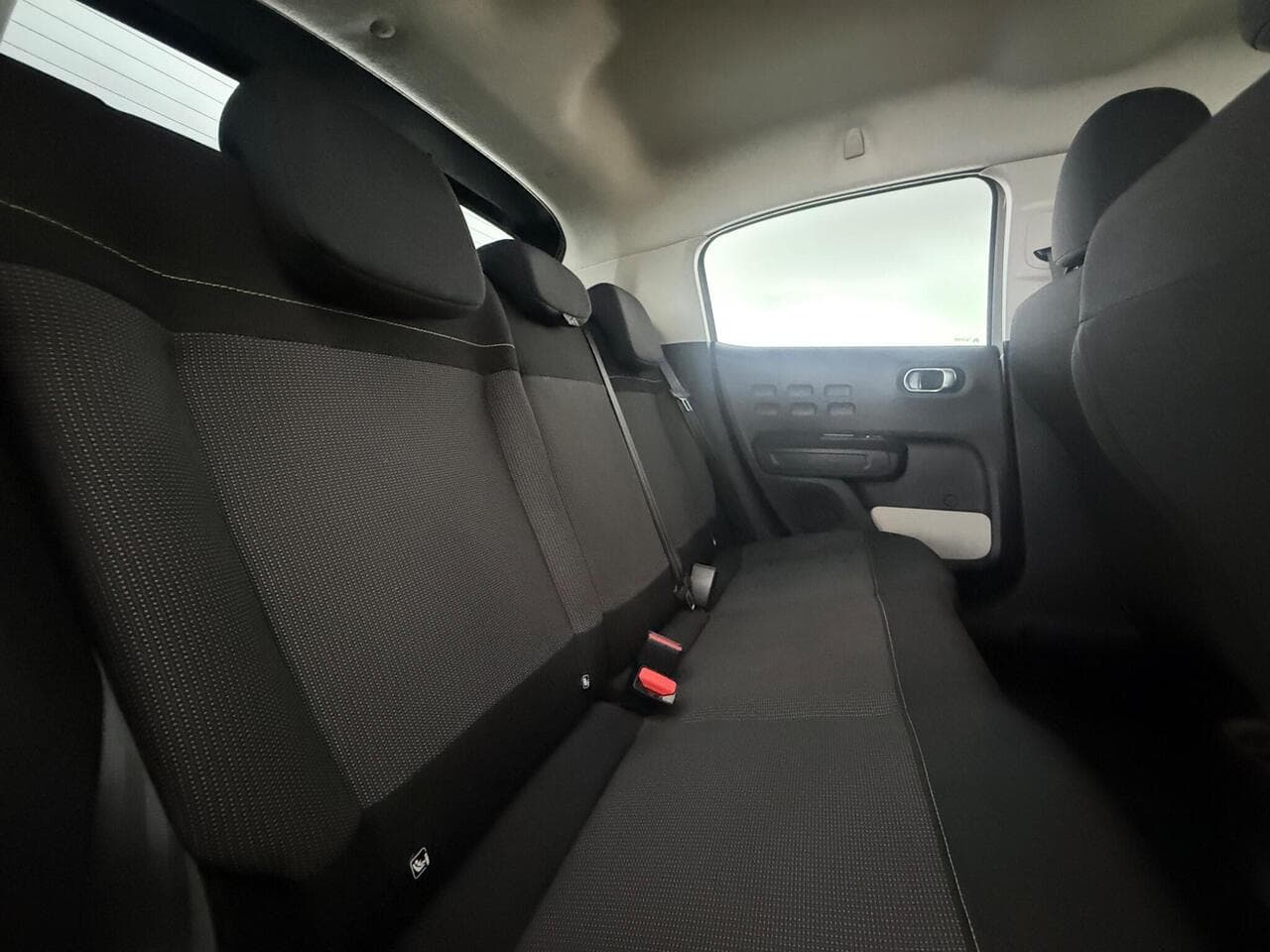 Citroen C3 thumbnail Seats Rear