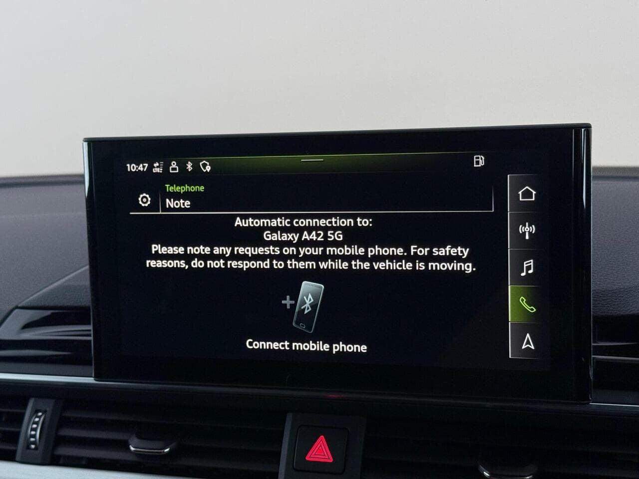 Audi A4 thumbnail Infotainment System