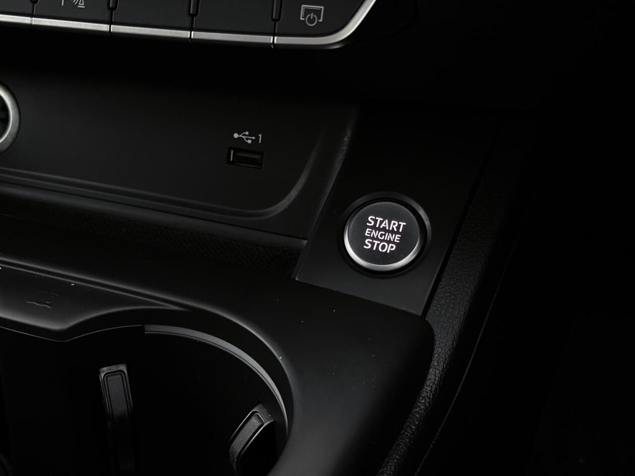 Audi A4 thumbnail Misc Controls