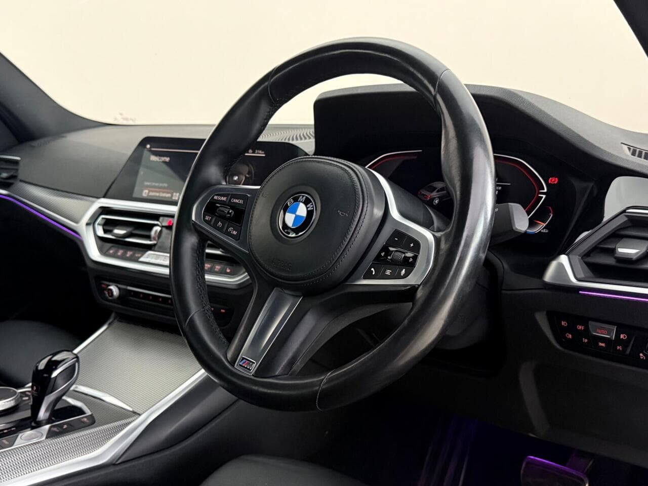 BMW 3 Series thumbnail Steering Wheel