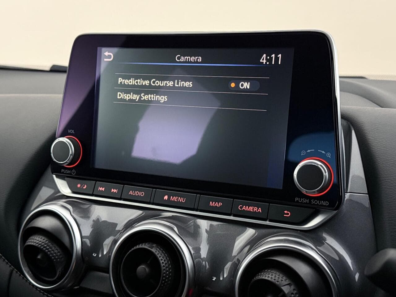 Nissan Juke thumbnail Infotainment System