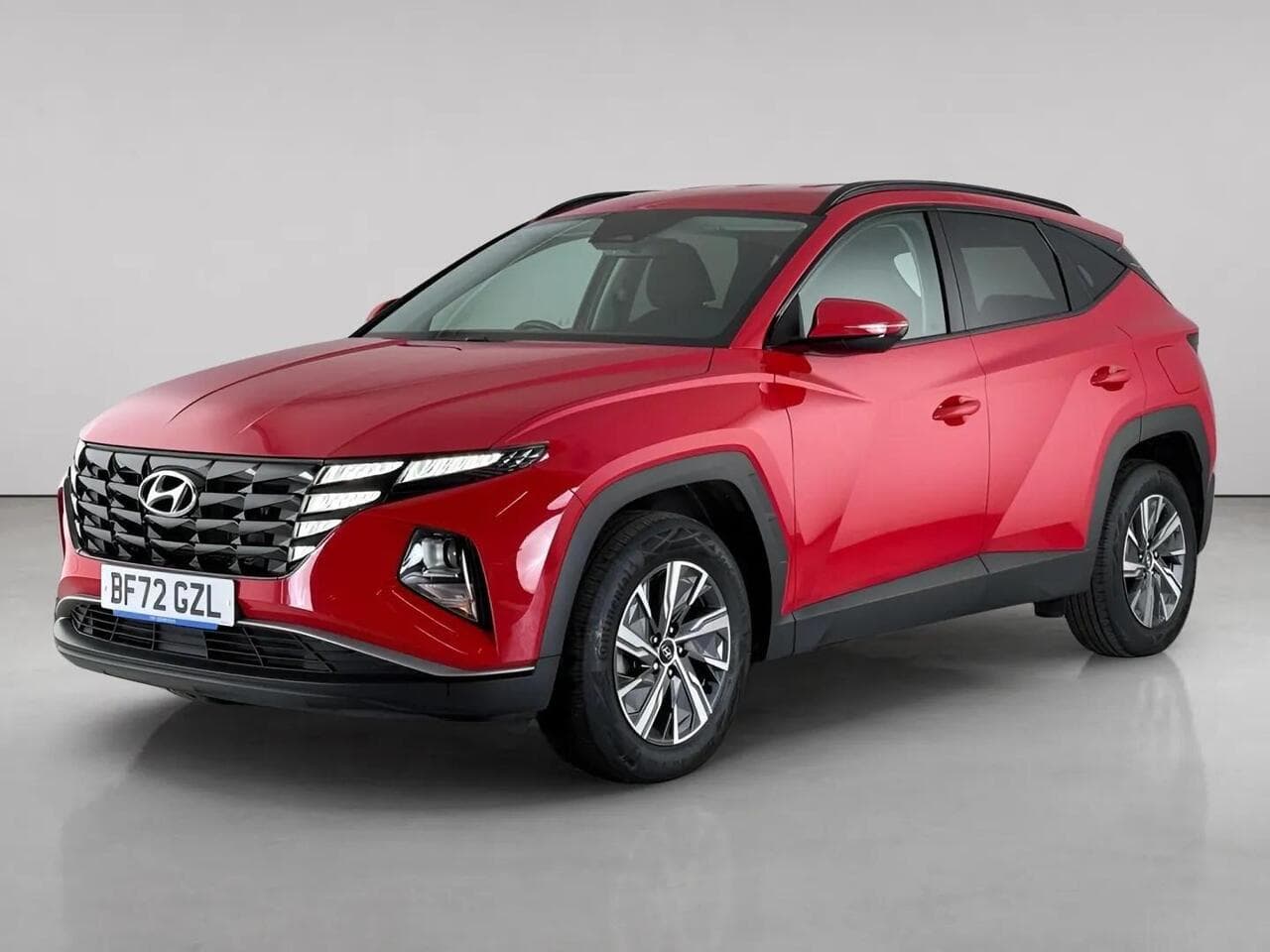 Hyundai TUCSON thumbnail Front Left