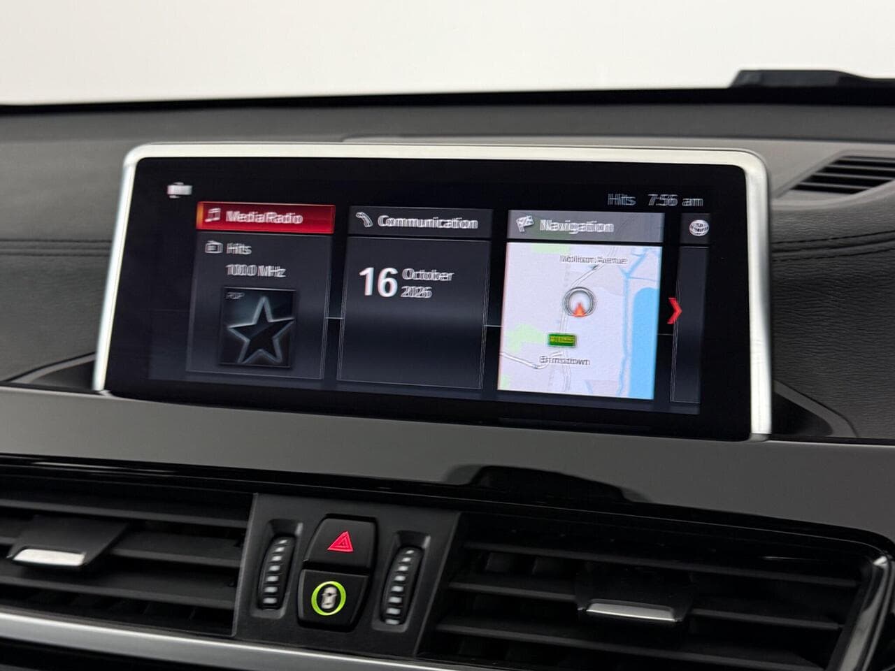 BMW X1 thumbnail Infotainment System